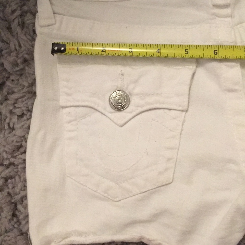 White True Religion Shorts - Picture 6 of 7